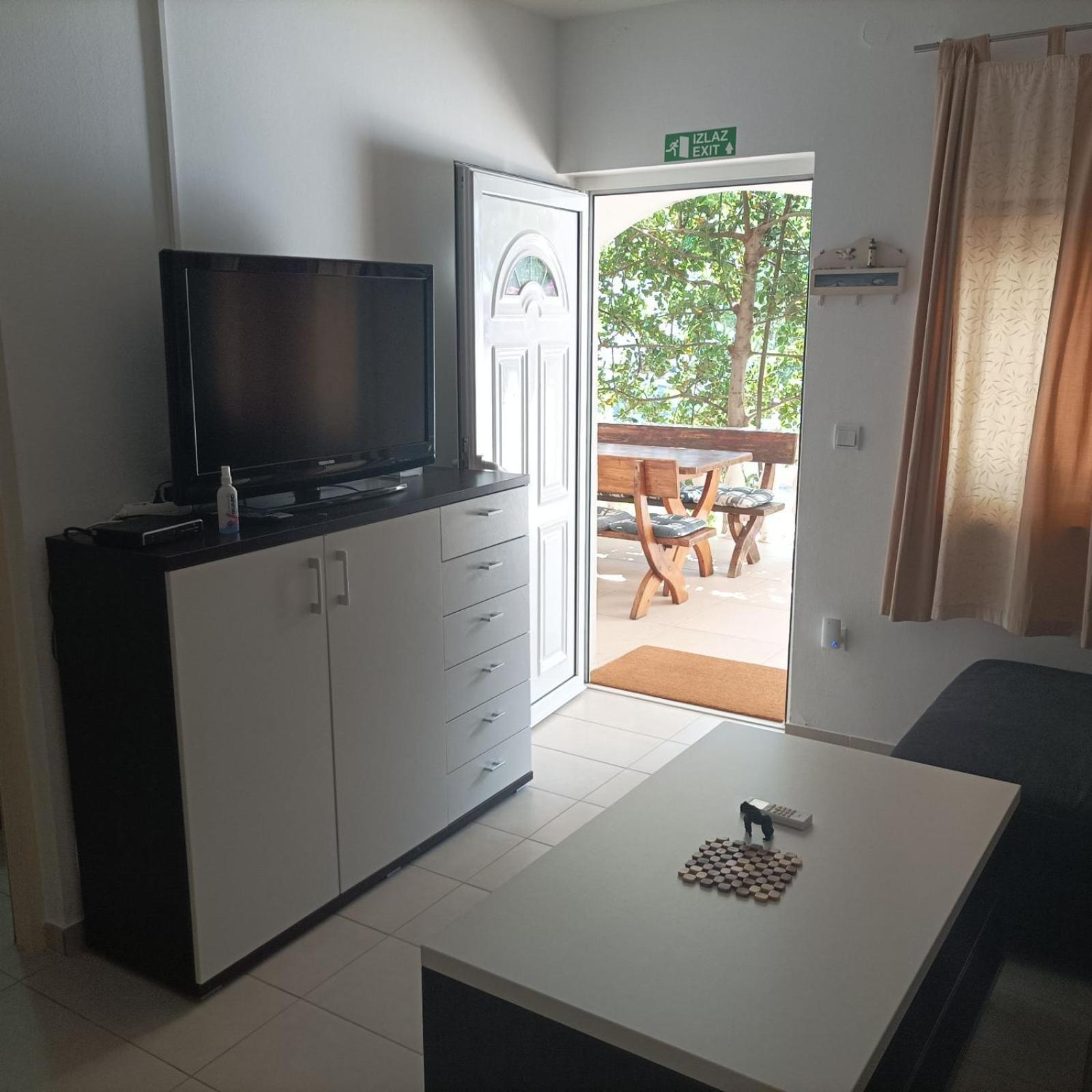 Apartments Vir Delfin Екстер'єр фото