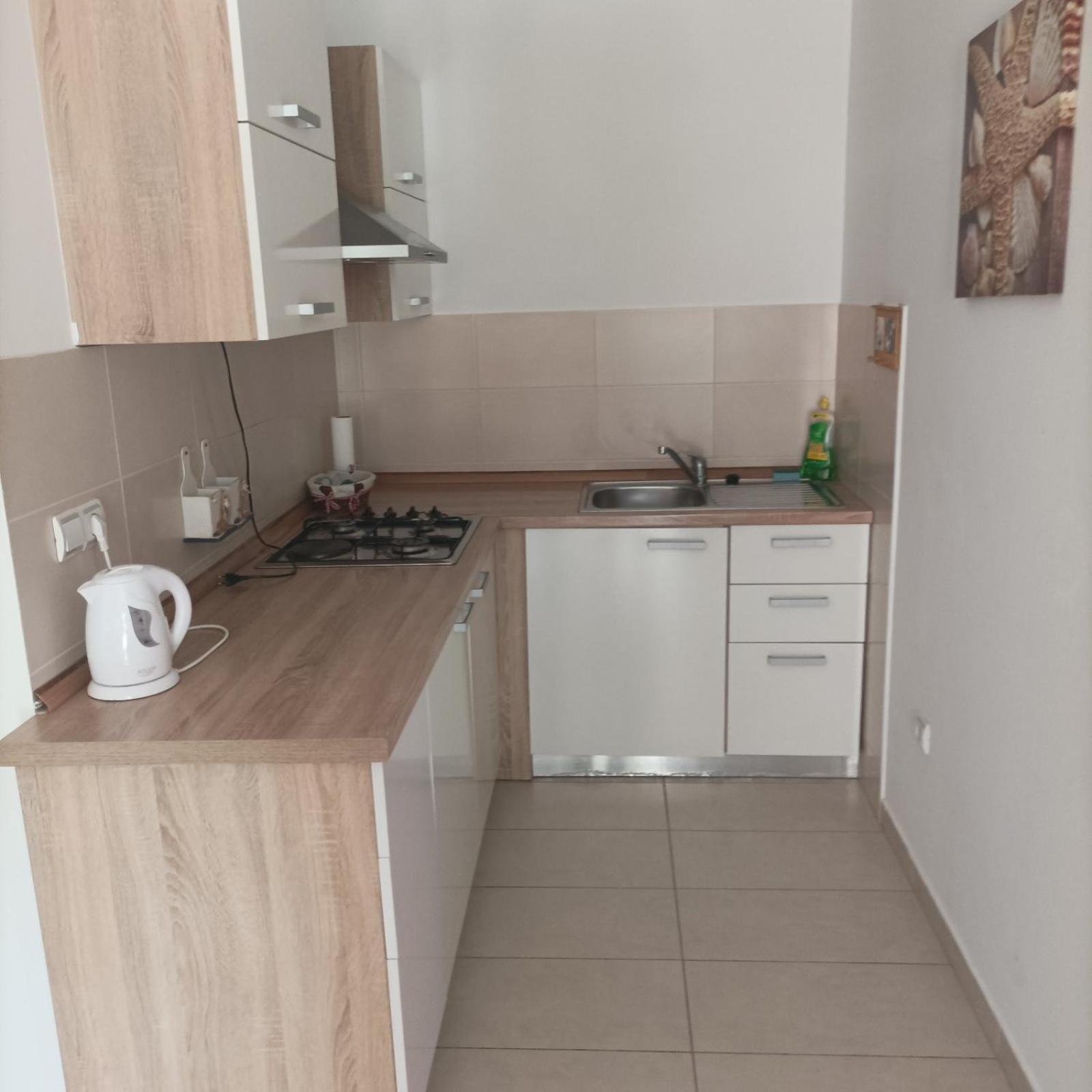 Apartments Vir Delfin Екстер'єр фото