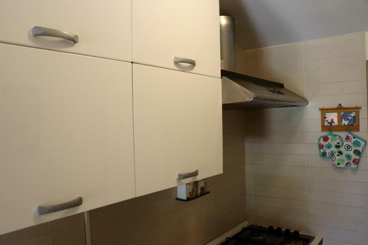 Apartments Vir Delfin Екстер'єр фото